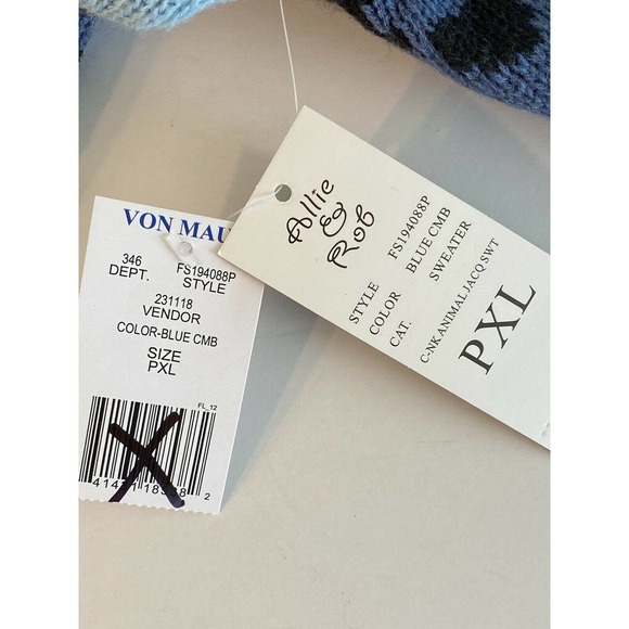 NWT Allie and Rob Animal Print Blue Sweater Petite XL 3 Quarter Sleeves - Picture 9 of 12